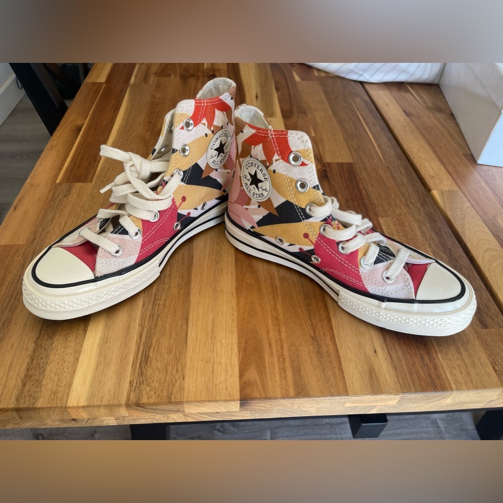 Lace up high top multicolor converse